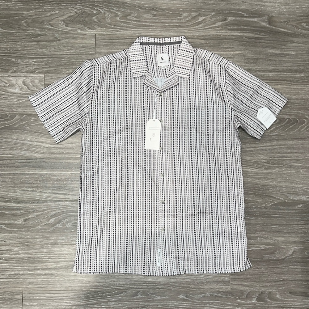Craft & Flow button down shirt. Size L. NWT